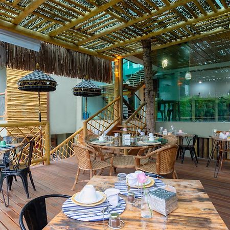 Hotel Vila Kebaya Ilhabela Extérieur photo