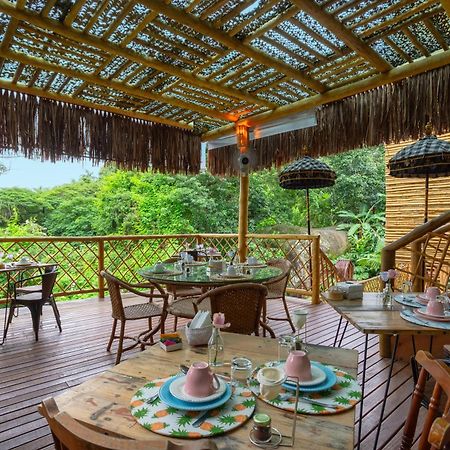 Hotel Vila Kebaya Ilhabela Extérieur photo