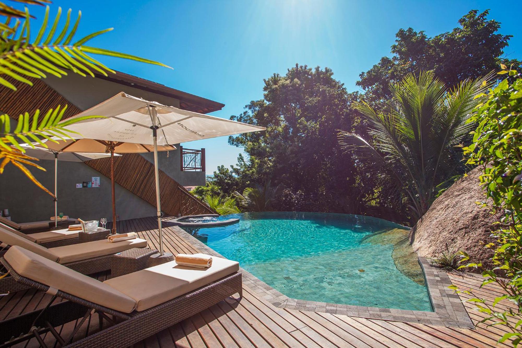 Hotel Vila Kebaya Ilhabela Extérieur photo